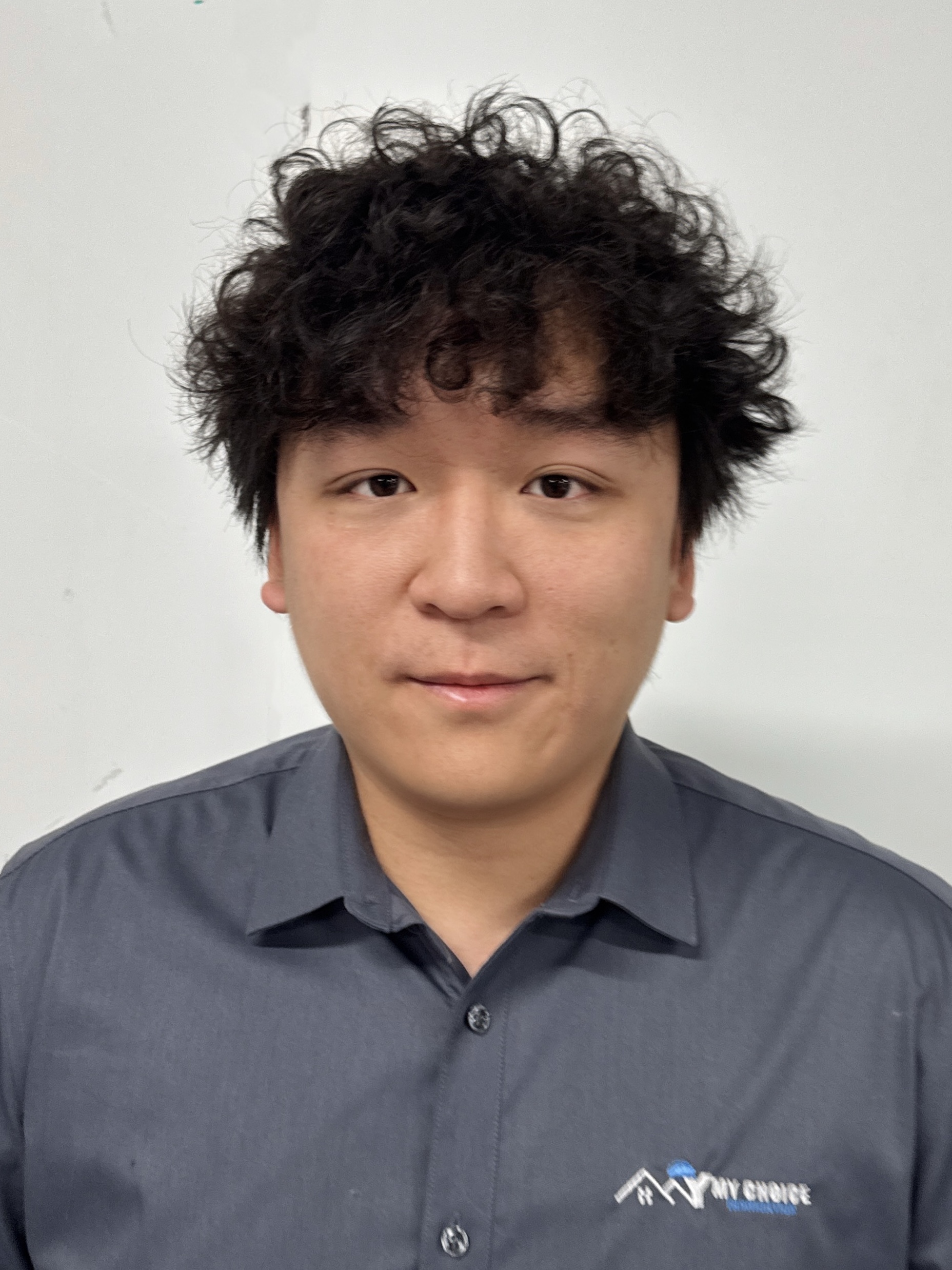 Daley Su, Accountant